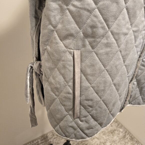 Banana Republic Vest Quilted Velvet Trim Large Womens Gray Outerwear Fall Preppy - Picture 3 of 11